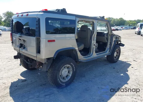 2004 Hummer H2 z USA, uszkodzony, nr VIN 5GRGN23U44H108265